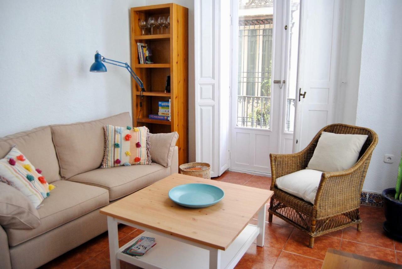 Apartamento Luz y Sencillez en el Centro Histórico de Málaga Exterior foto
